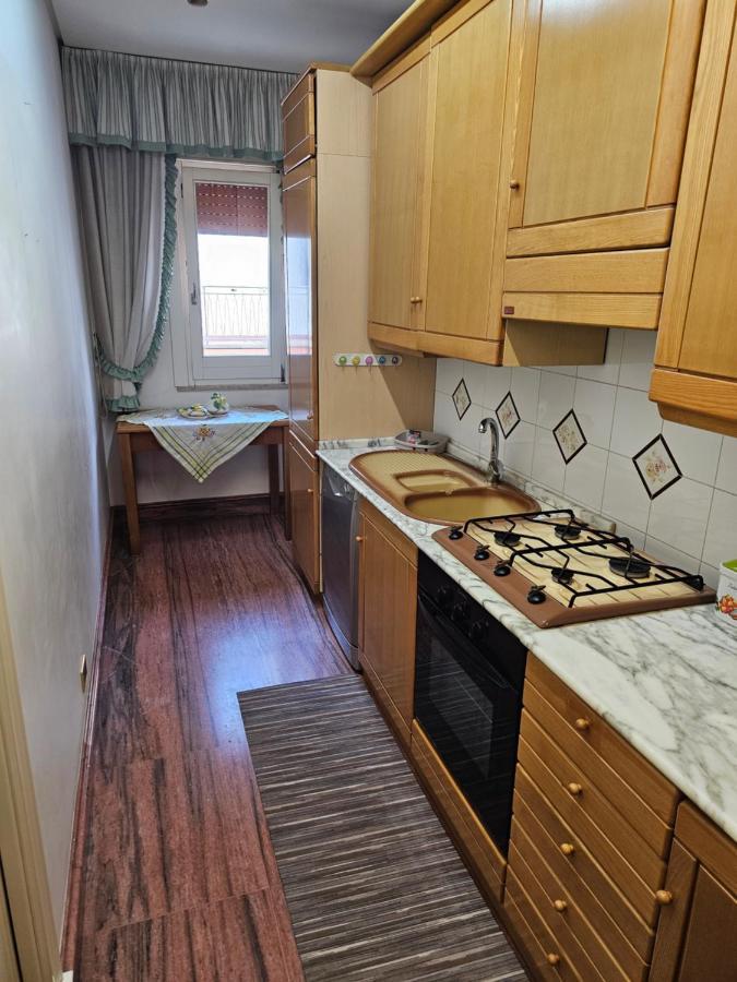 Diamond Apartment 卡斯泰拉马莱 外观 照片
